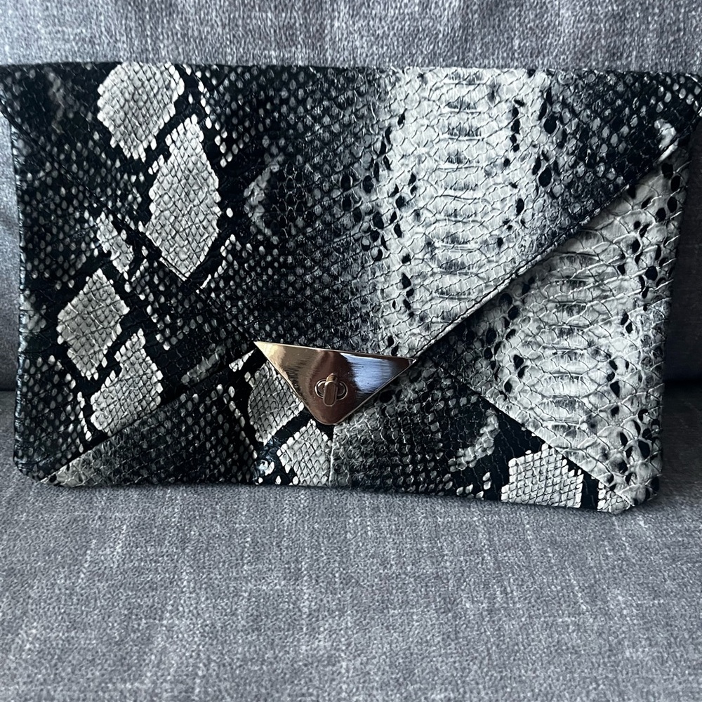 Clutch bag